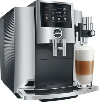JURA Kaffee-Vollautomat S8 (EA) Chrom