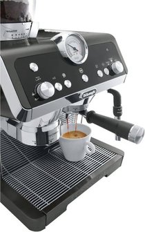 De&acute;Longhi La Specialista Espresso-Maschine EC 9335.BK La Specalista Schwarz