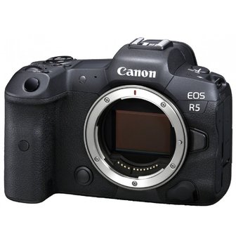 Canon EOS R5 + RF 50 mm &fnof;/1,8 STM