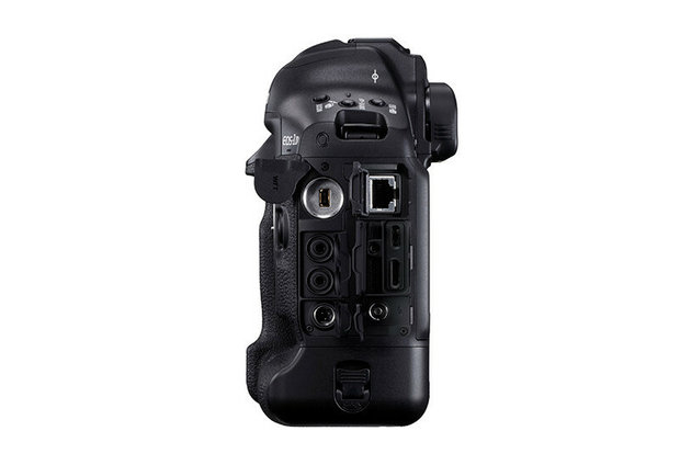 Canon EOS 1DX Mark III + EF 24-105mm f/4,0 L IS II USM 