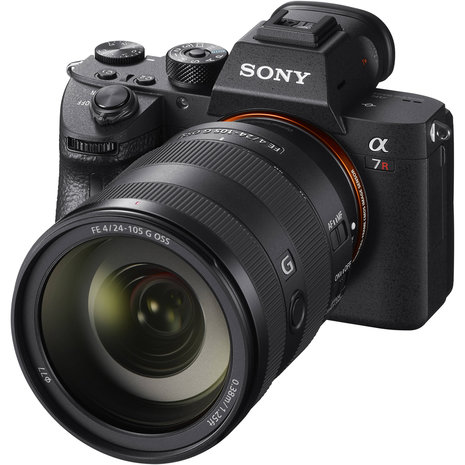 Sony Alpha 7R III ( ILCE-7RM3 ) + FE 24-105mm 4.0 G OSS 